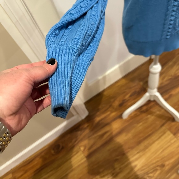 LOFT Blue Sweater- Sz Small - Picture 3 of 5
